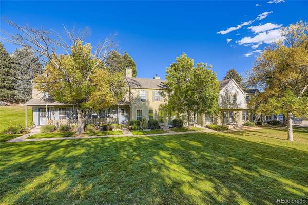 1629 S Ivory CIR #E, Aurora, CO 80017