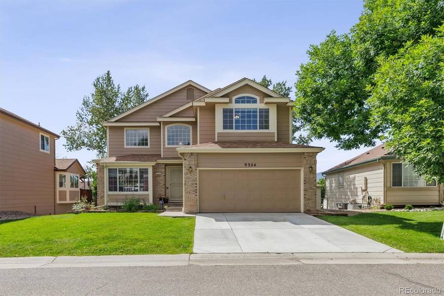 9324 W Hinsdale PL, Littleton, CO 80128