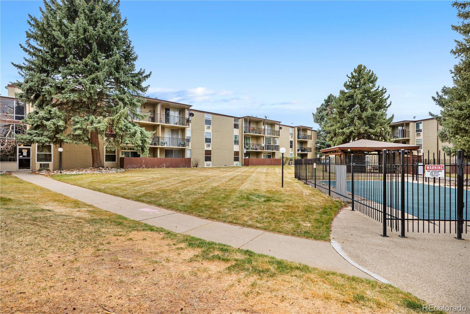 2281 Vaughn #104A, Aurora, CO 80014