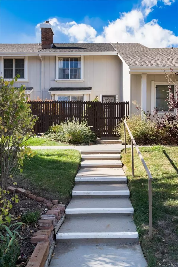 Centennial, CO 80122,7066 S Knolls WAY