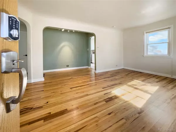 Englewood, CO 80113,4624 S Logan ST