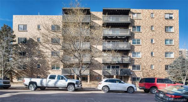 65 Clarkson ST #208, Denver, CO 80218