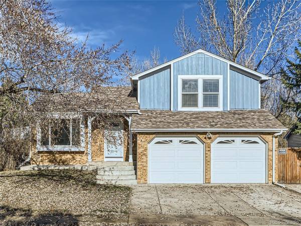 9577 W Nichols PL, Littleton, CO 80128