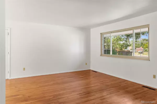 Colorado Springs, CO 80910,1827 Montezuma DR