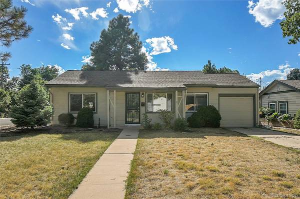 2991 S Forest ST, Denver, CO 80222