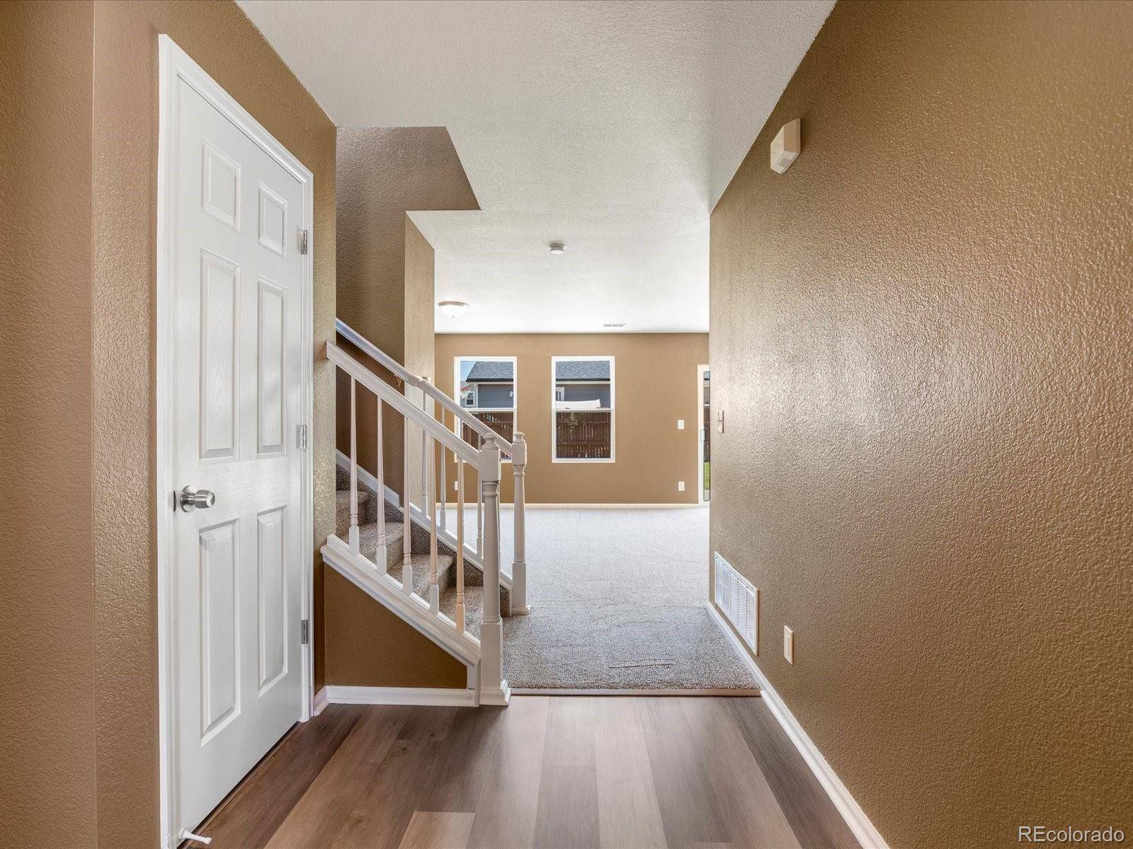 Denver, CO 80239,5572 Kalispell ST