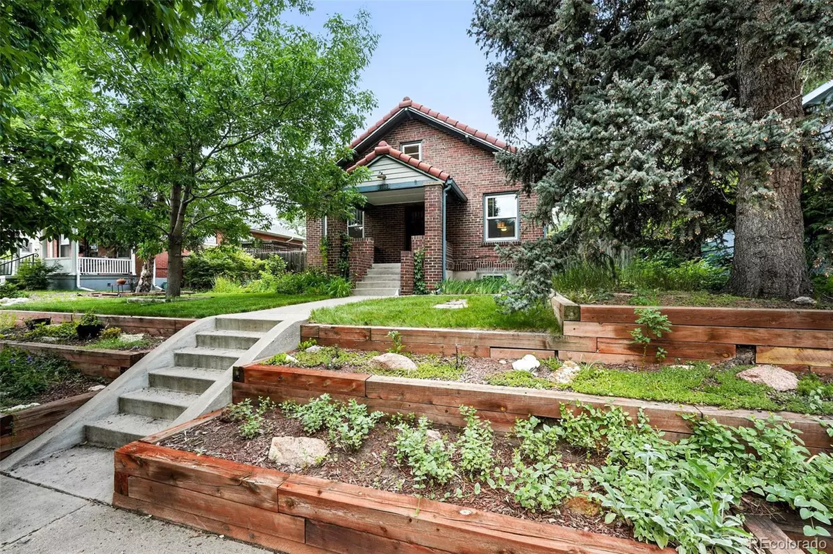 Denver, CO 80210,2232 S Ogden ST
