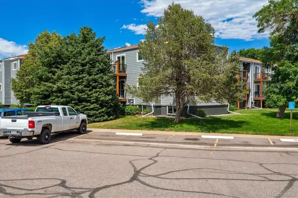 Golden, CO 80401,16359 W 10th AVE #2