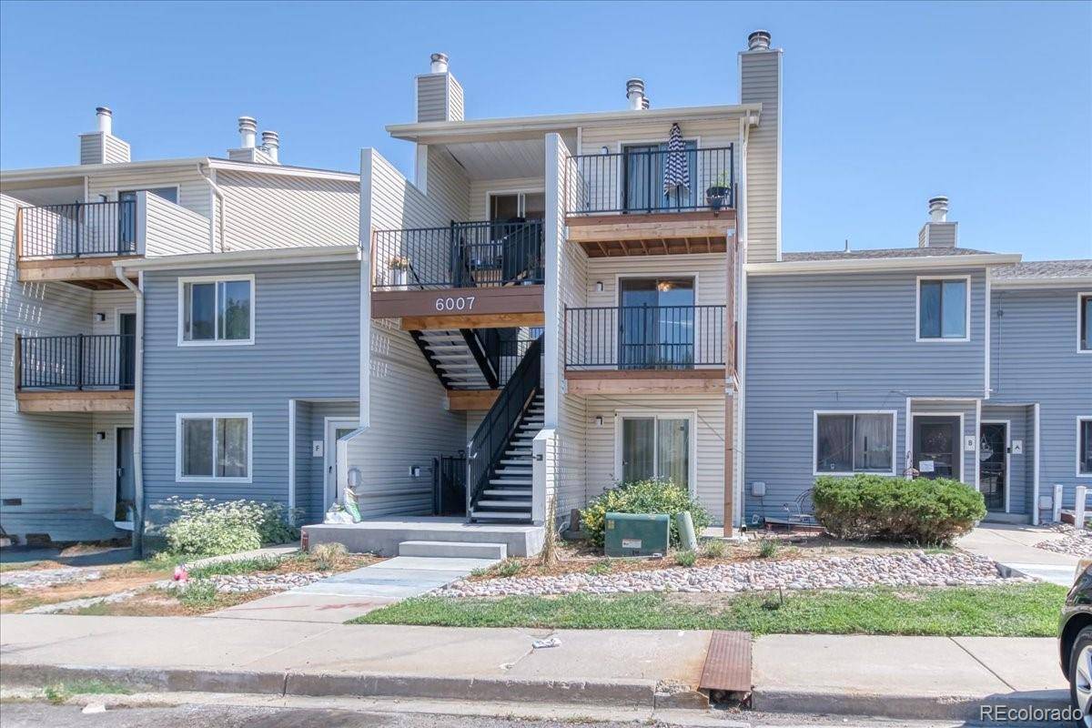 Arvada, CO 80004,6007 Yarrow ST #D