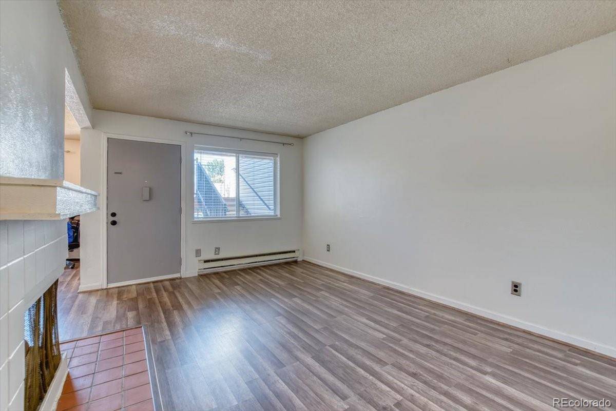 Arvada, CO 80004,6007 Yarrow ST #D