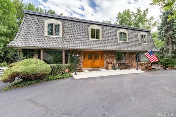 730 Crescent LN, Lakewood, CO 80214