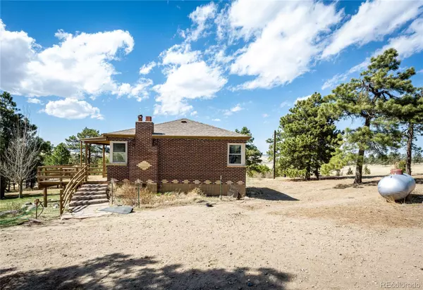 Elbert, CO 80106,21986 Private Road 63