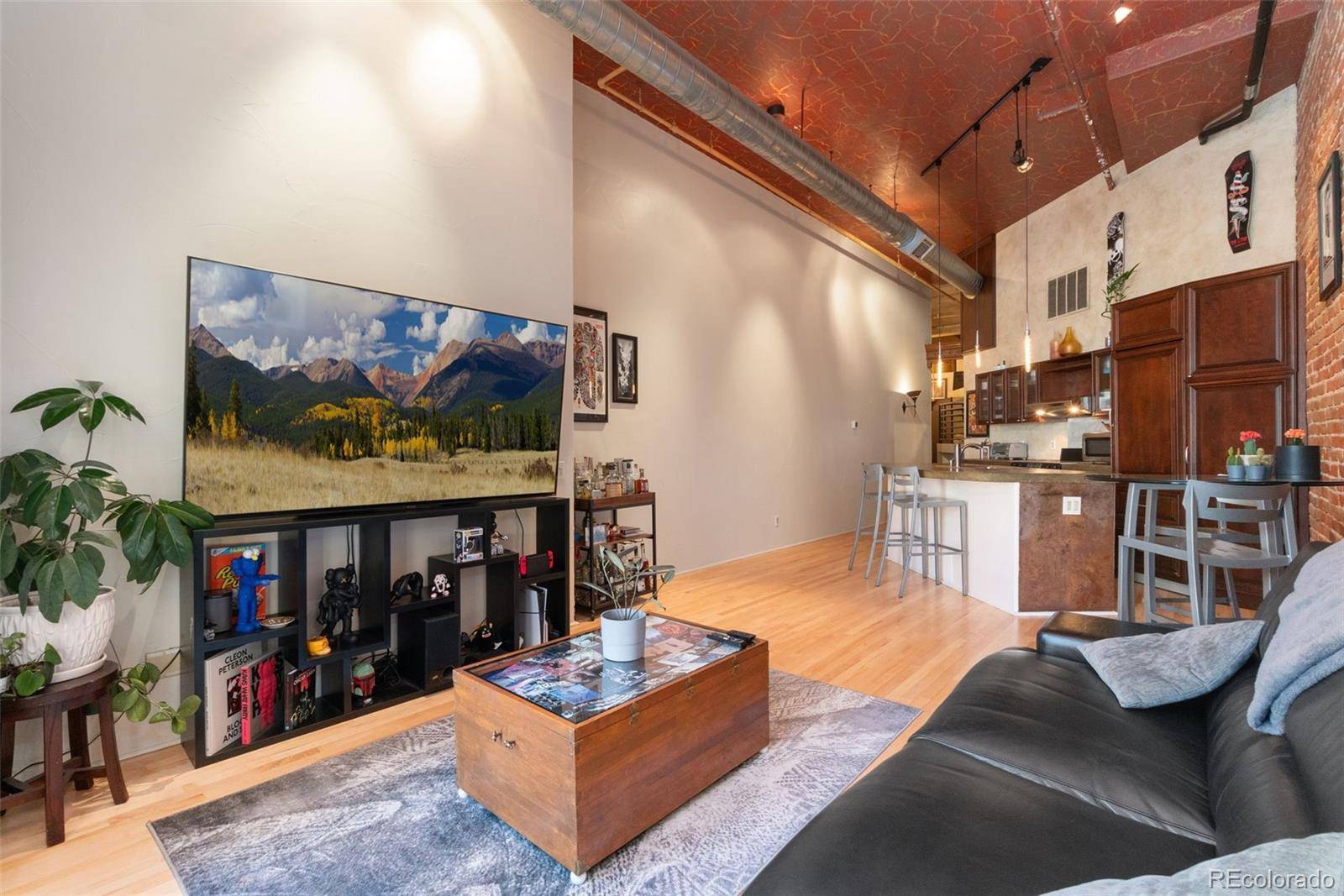 Denver, CO 80202,1617 California ST #3F