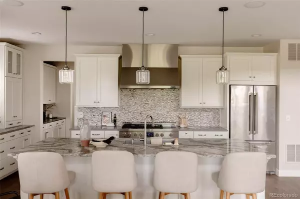 Aurora, CO 80016,6885 S Robertsdale WAY