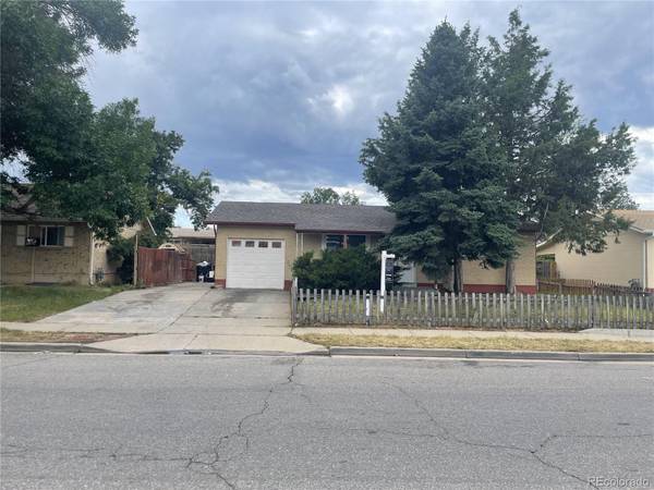 15004 Maxwell PL, Denver, CO 80239