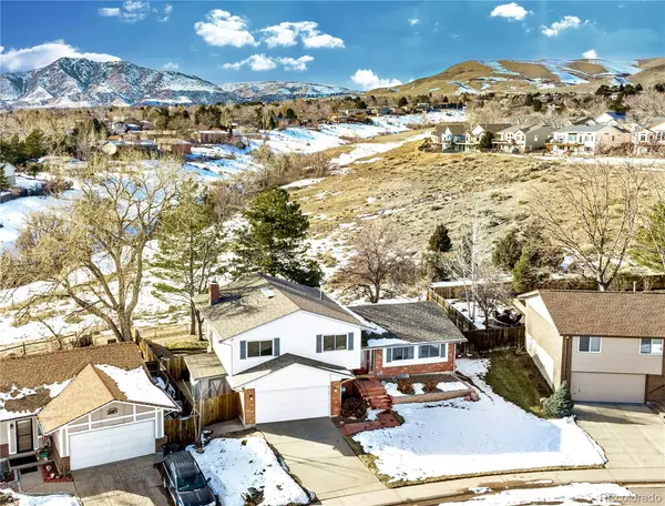 2097 S Welch CIR, Lakewood, CO 80228