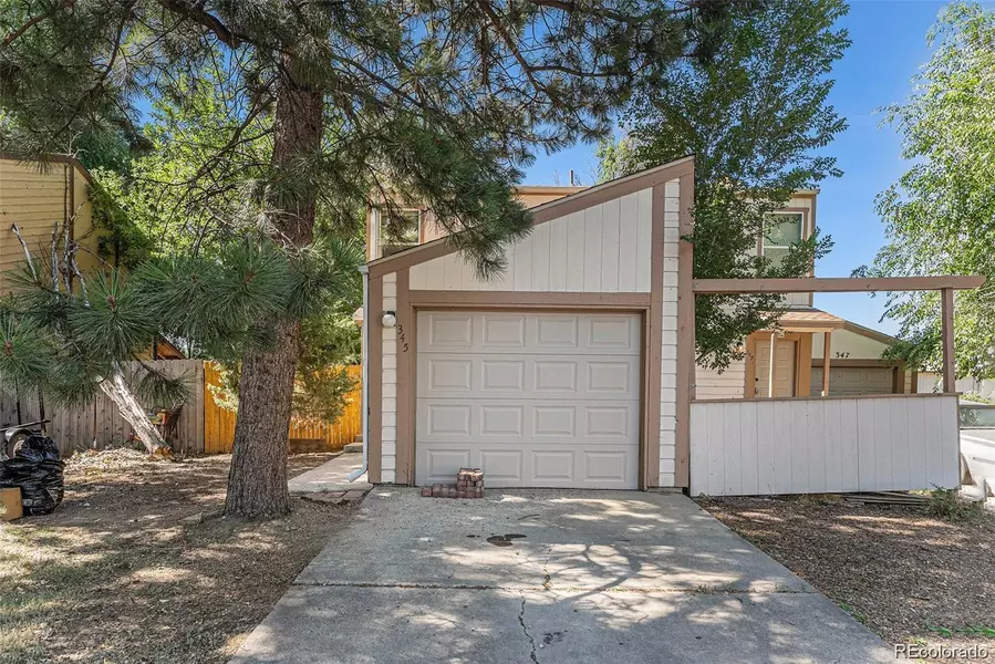 345-347 Colony PL, Longmont, CO 80501