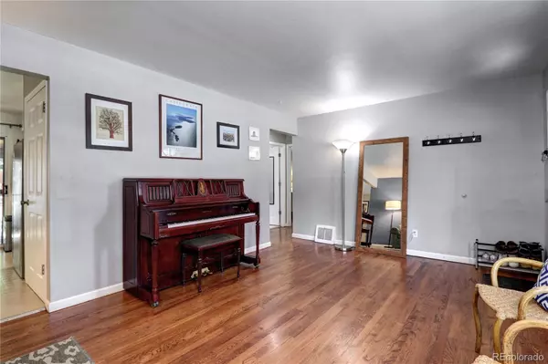 Denver, CO 80224,1215 S Ivanhoe WAY