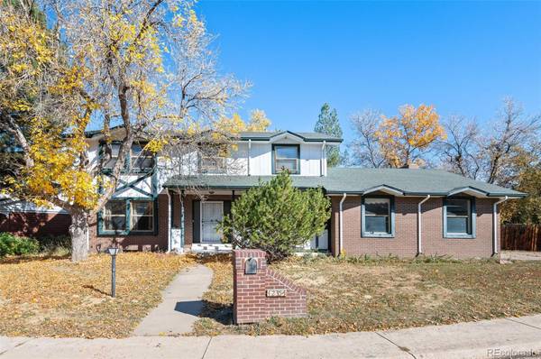 12354 E Cedar CIR, Aurora, CO 80012