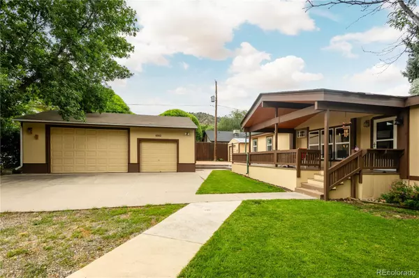 102 Pear CT, New Castle, CO 81647