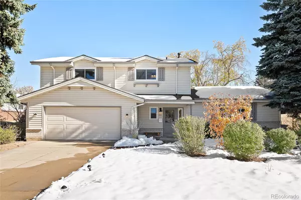 292 Titan ST, Aurora, CO 80011
