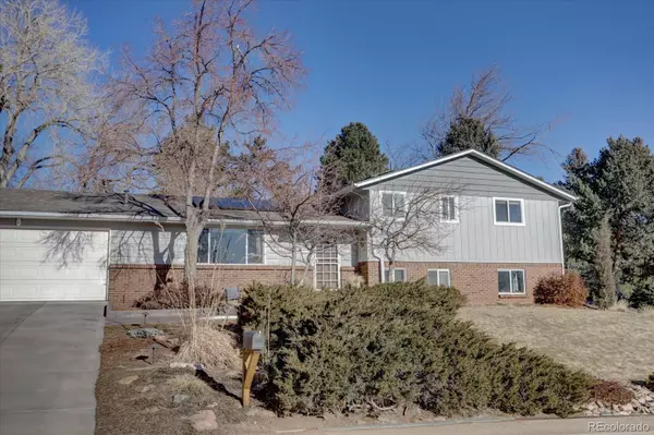 2031 Crestvue CIR, Golden, CO 80401