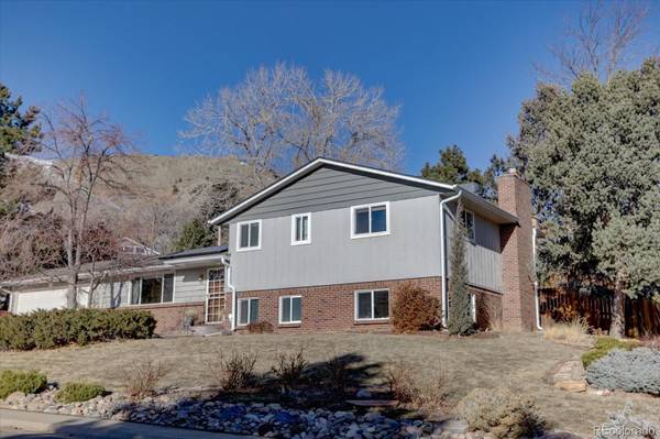 Golden, CO 80401,2031 Crestvue CIR