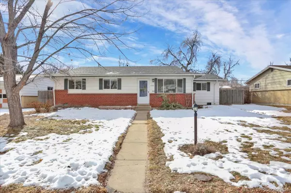 7130 W Calahan AVE, Lakewood, CO 80232