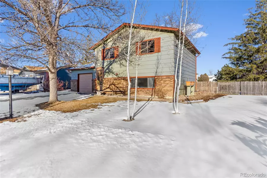 525 Chestnut DR, Loveland, CO 80538