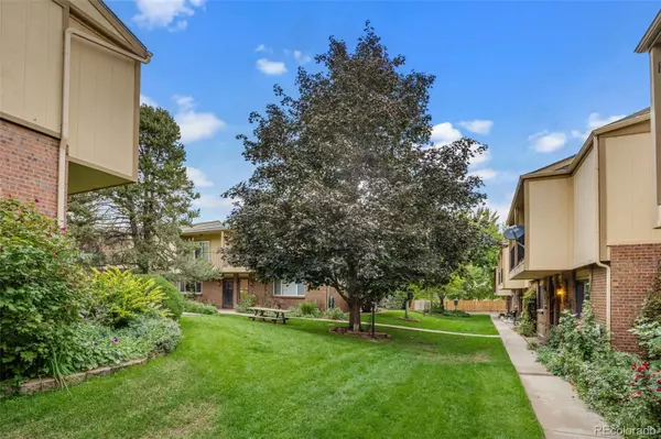 Lakewood, CO 80401,750 Tabor ST #55