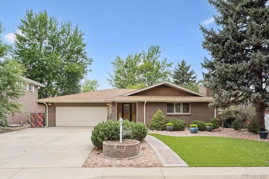 3325 Zephyr CT, Wheat Ridge, CO 80033