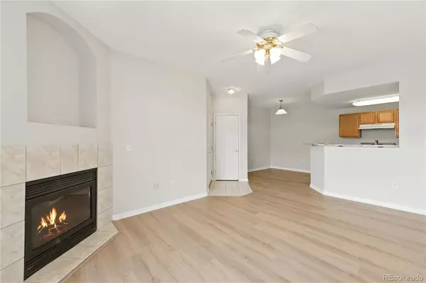 Englewood, CO 80112,7440 S Blackhawk ST #2-203