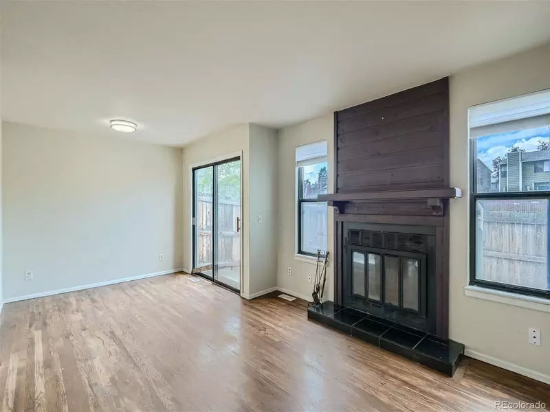 8643 Carr LOOP, Westminster, CO 80005