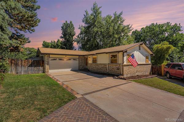 8865 W 77th CIR, Arvada, CO 80005