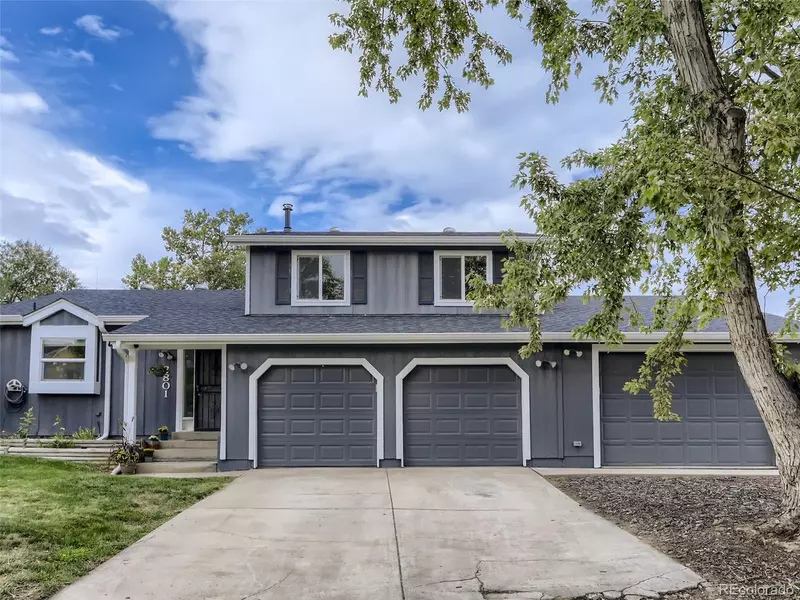 2801 S Rifle ST, Aurora, CO 80013