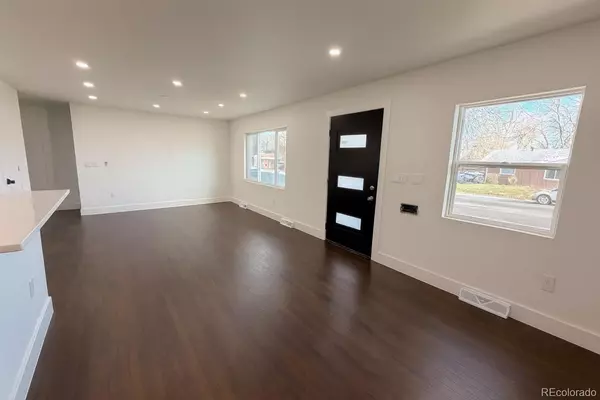 Denver, CO 80219,2571 S Perry ST