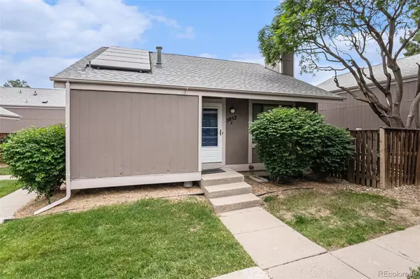 Aurora, CO 80013,3852 S Genoa CT #B