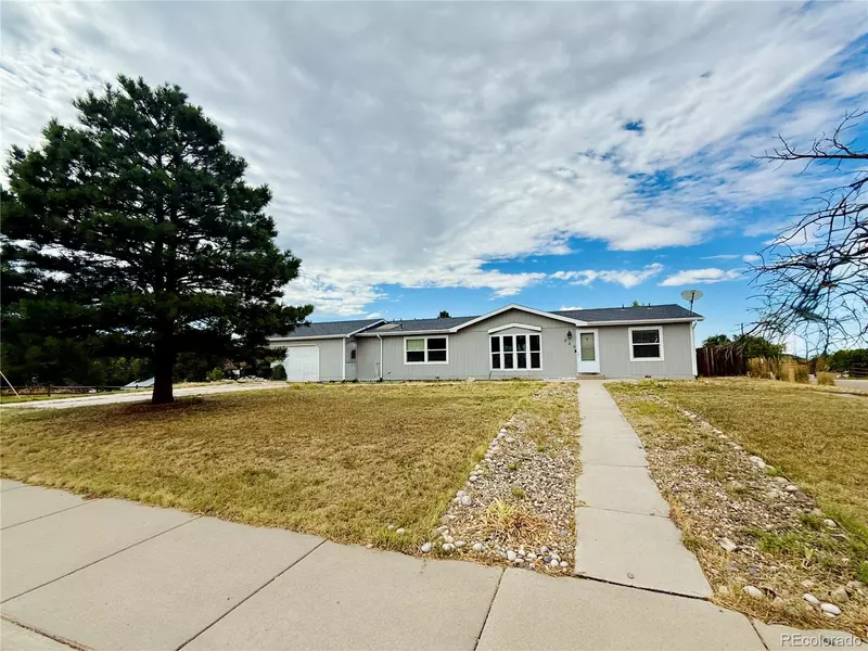 309 E Poplar ST, Elizabeth, CO 80107