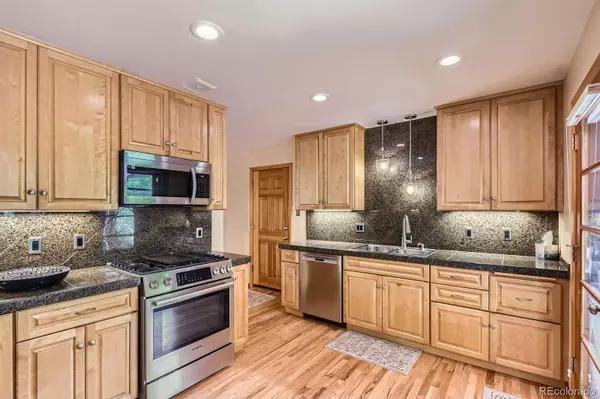 Denver, CO 80237,8292 E Lehigh DR