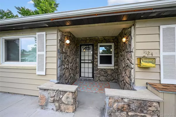 Denver, CO 80219,1124 S Perry ST