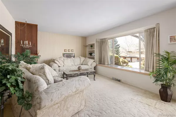 Lakewood, CO 80232,1288 S Drexel WAY