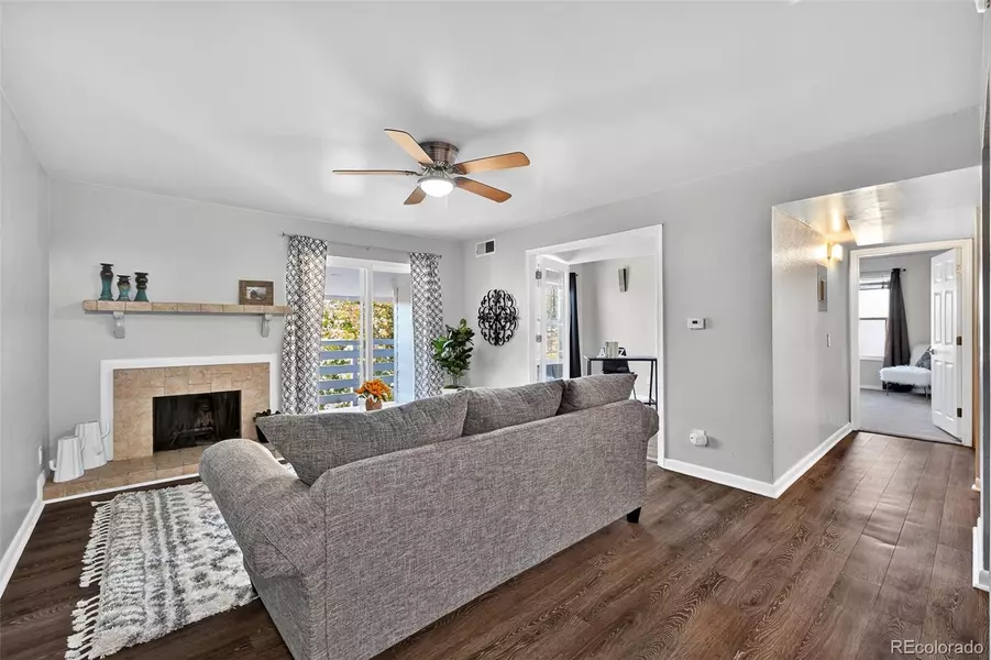 7665 E Eastman AVE #301A, Denver, CO 80231