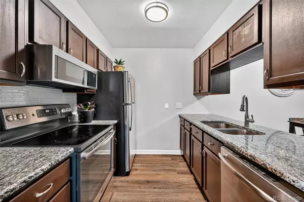 Denver, CO 80231,7665 E Eastman AVE #301A