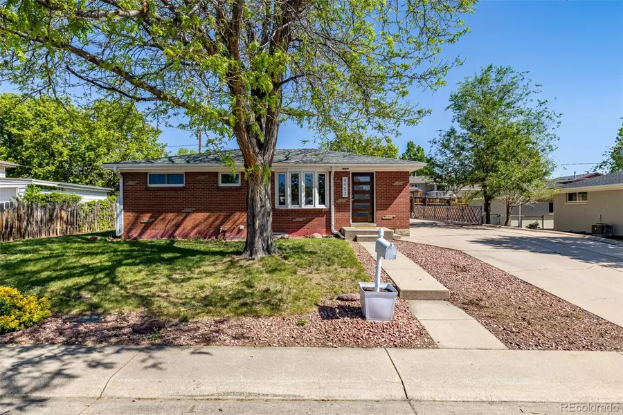 4953 W 61st AVE, Arvada, CO 80003