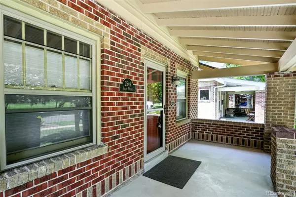 Denver, CO 80207,2549 Holly ST