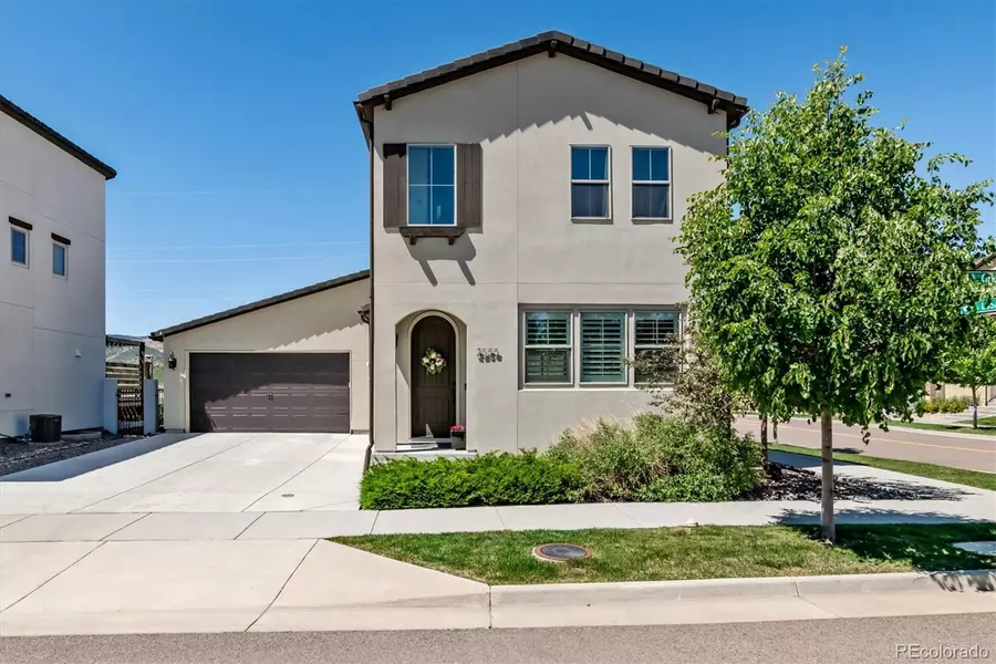 2555 S Orion ST, Lakewood, CO 80228