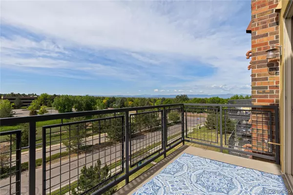 Englewood, CO 80112,9019 E Panorama CIR #D418