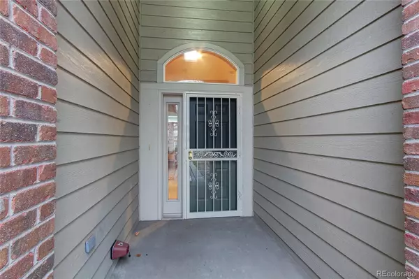 Littleton, CO 80123,2860 W Riverwalk CIR #B