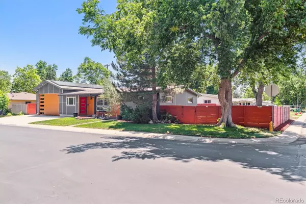 Lakewood, CO 80232,5480 W Iowa AVE