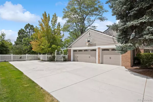 Centennial, CO 80112,7173 S Newport WAY